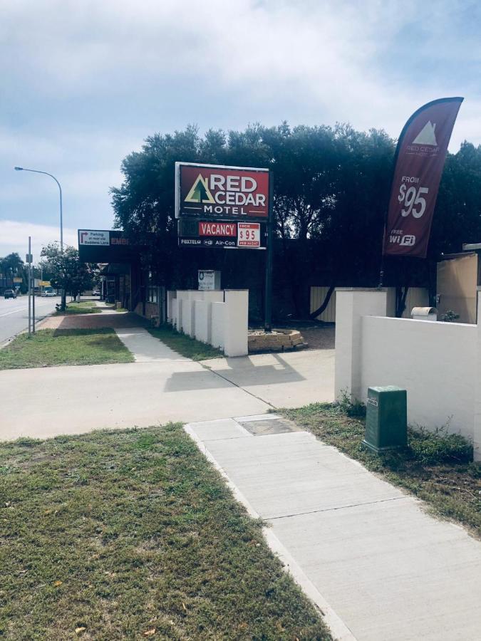 Red Cedar Motel Muswellbrook Exterior photo